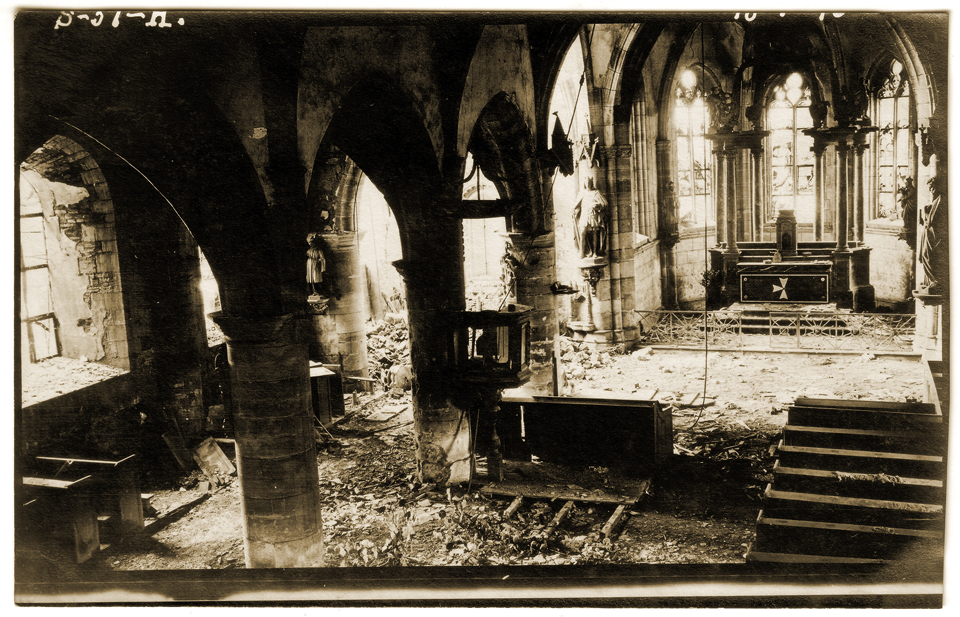 Vienne-le-Château - L'église - Juillet 1916