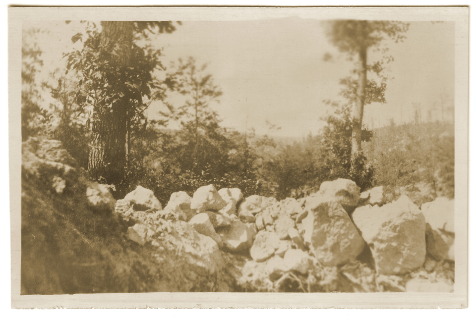 Vue sur les lignes depuis une tranchée allemande