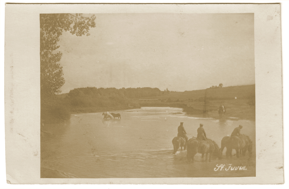 Saint Juvin - Cavaliers allemands dans l'Aire