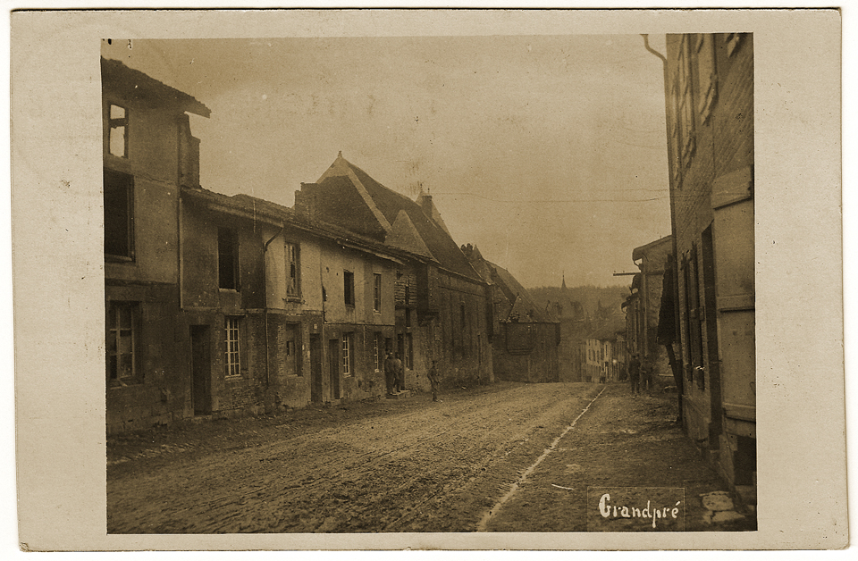 Une rue de Grandpré