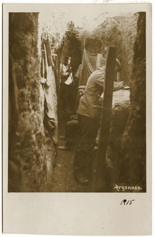 1915 - Tranchée allemande