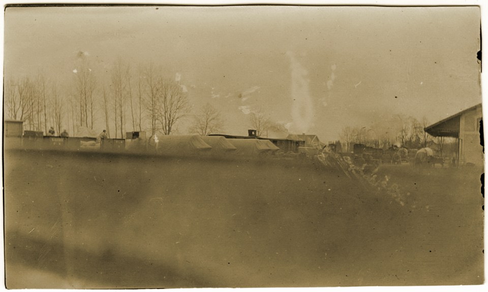 Vue de la gare de Clermont-en-Argonne en juillet 1916